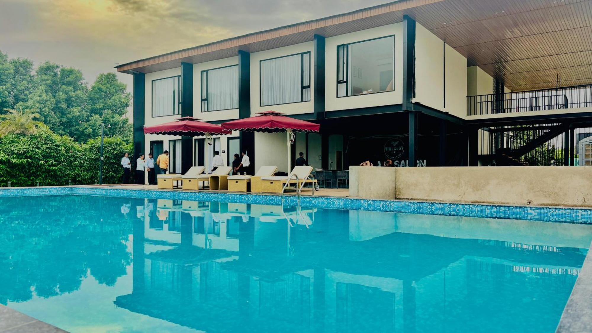 Vintclub Resort Lucknow Exterior foto