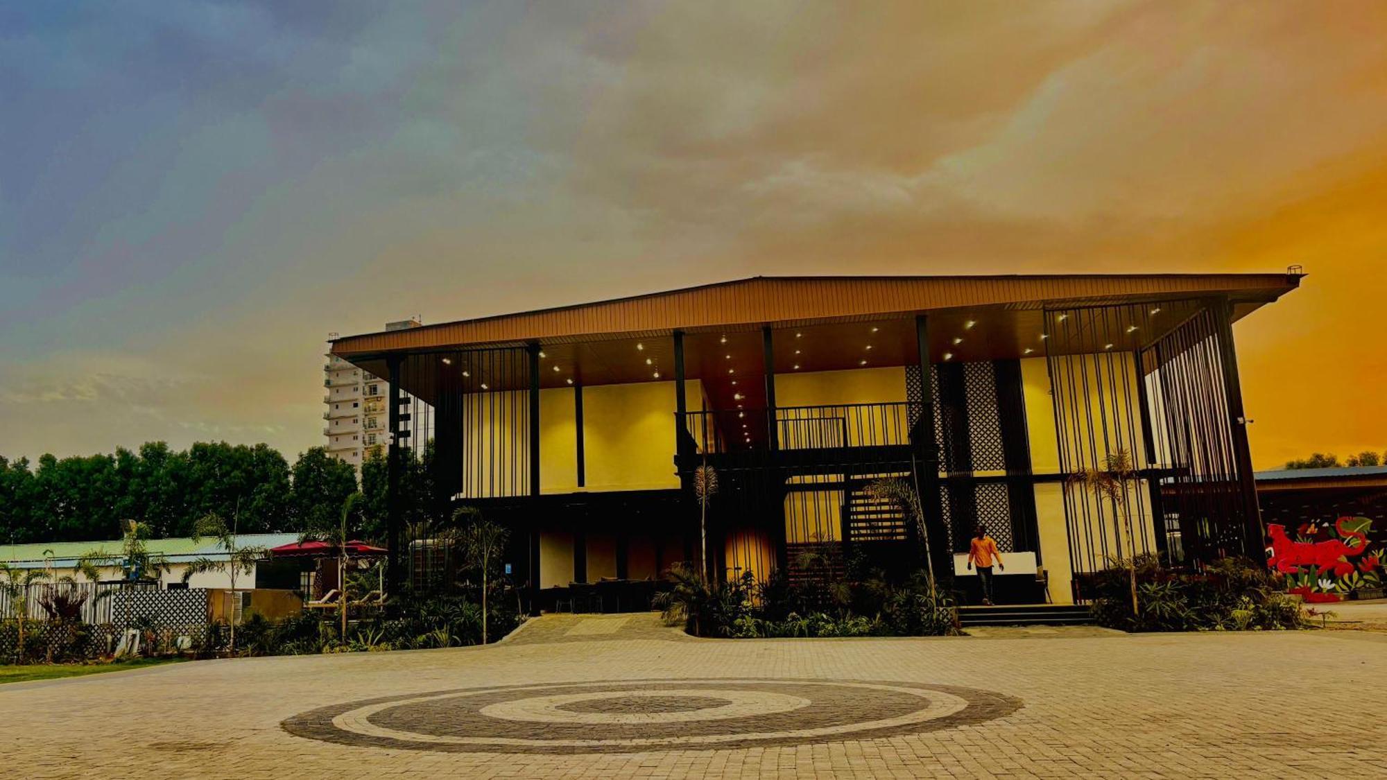 Vintclub Resort Lucknow Exterior foto